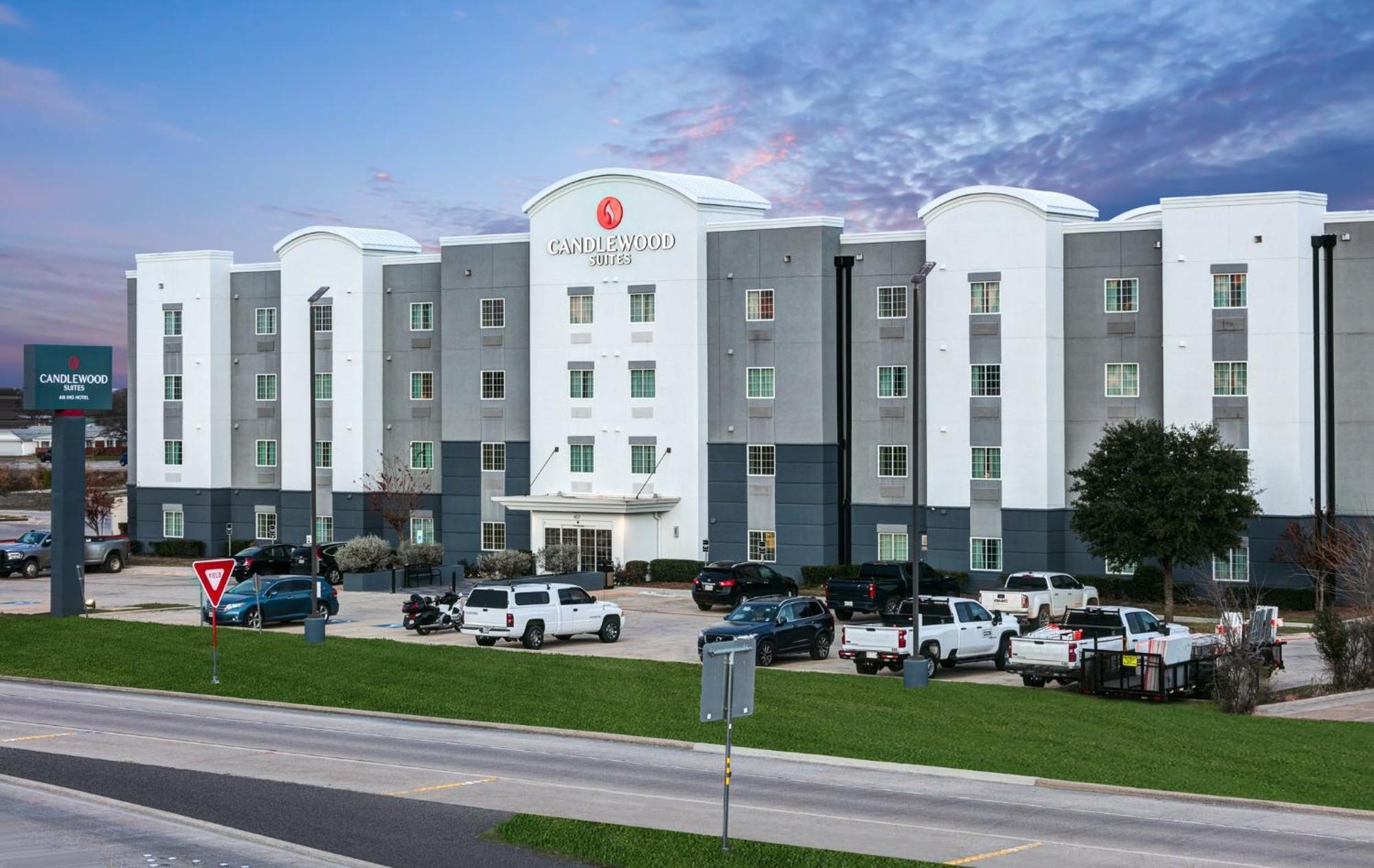 Candlewood Suites Fort Worth West By Ihg Экстерьер фото