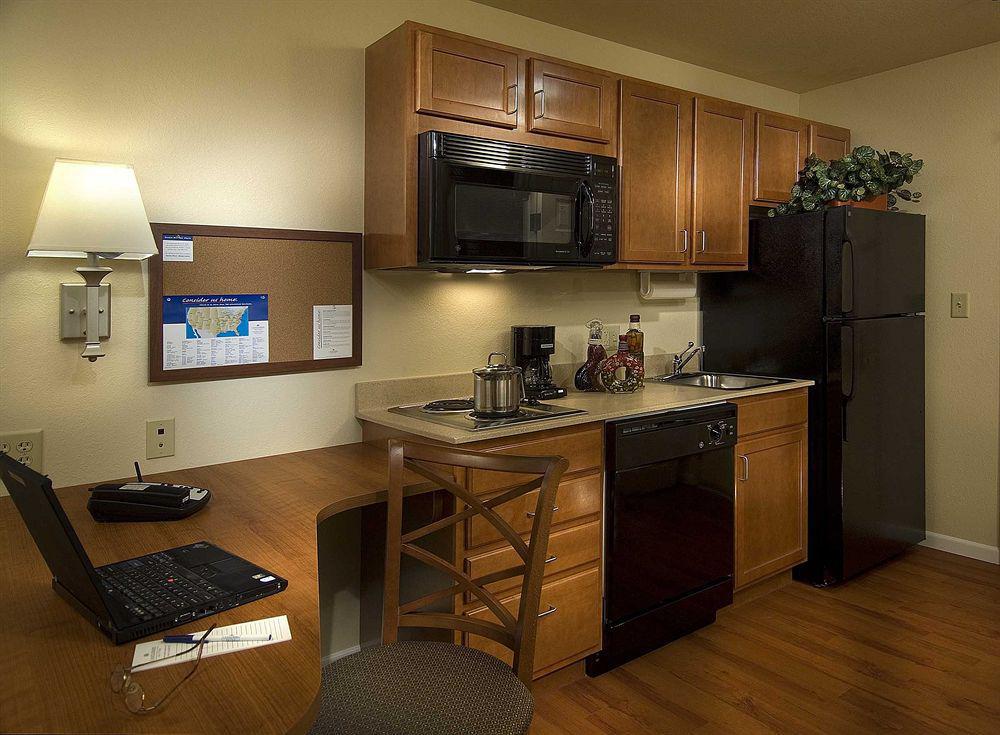 Candlewood Suites Fort Worth West By Ihg Экстерьер фото